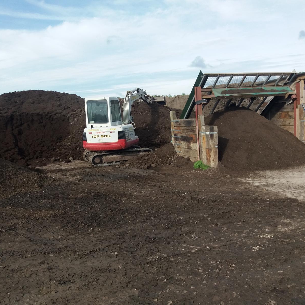 Lympsham Landscapes Topsoil Gallery